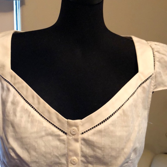 Top - Picture 2 of 5